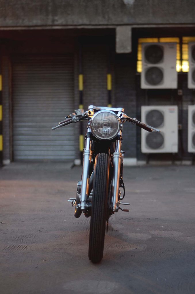 Yamaha SR500 par Auto Fabrica