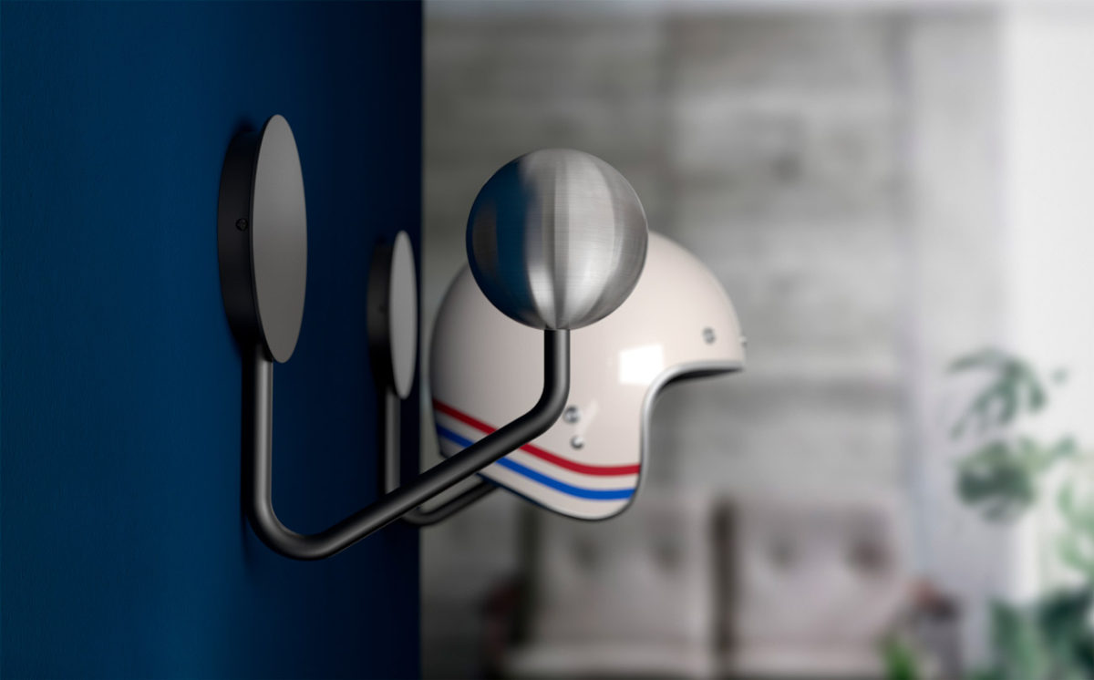 Découvrez un porte-casque design et élégant pour votre intérieur