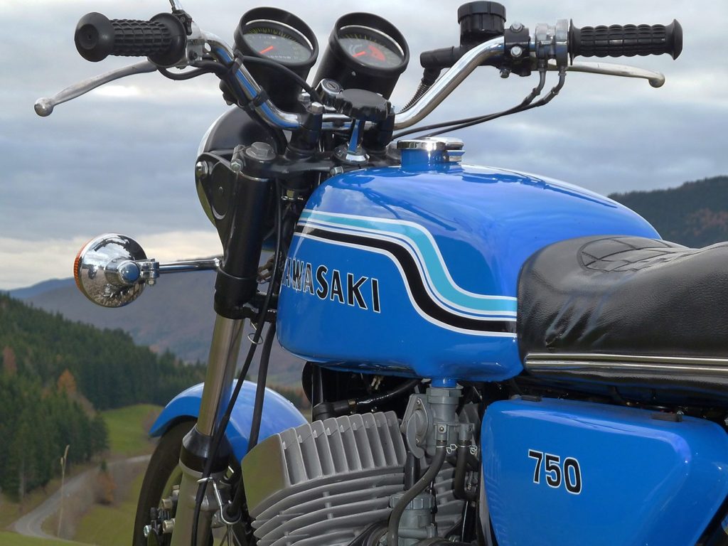KAWASAKI 750 H2