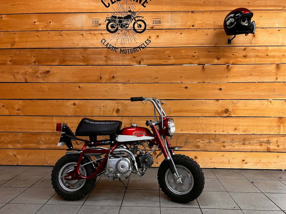 Honda Monkey Z50A