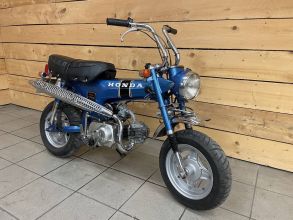 Honda Dax ST70