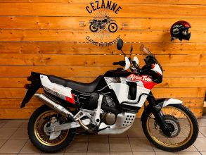 Honda Africa Twin XRV750 RD04
