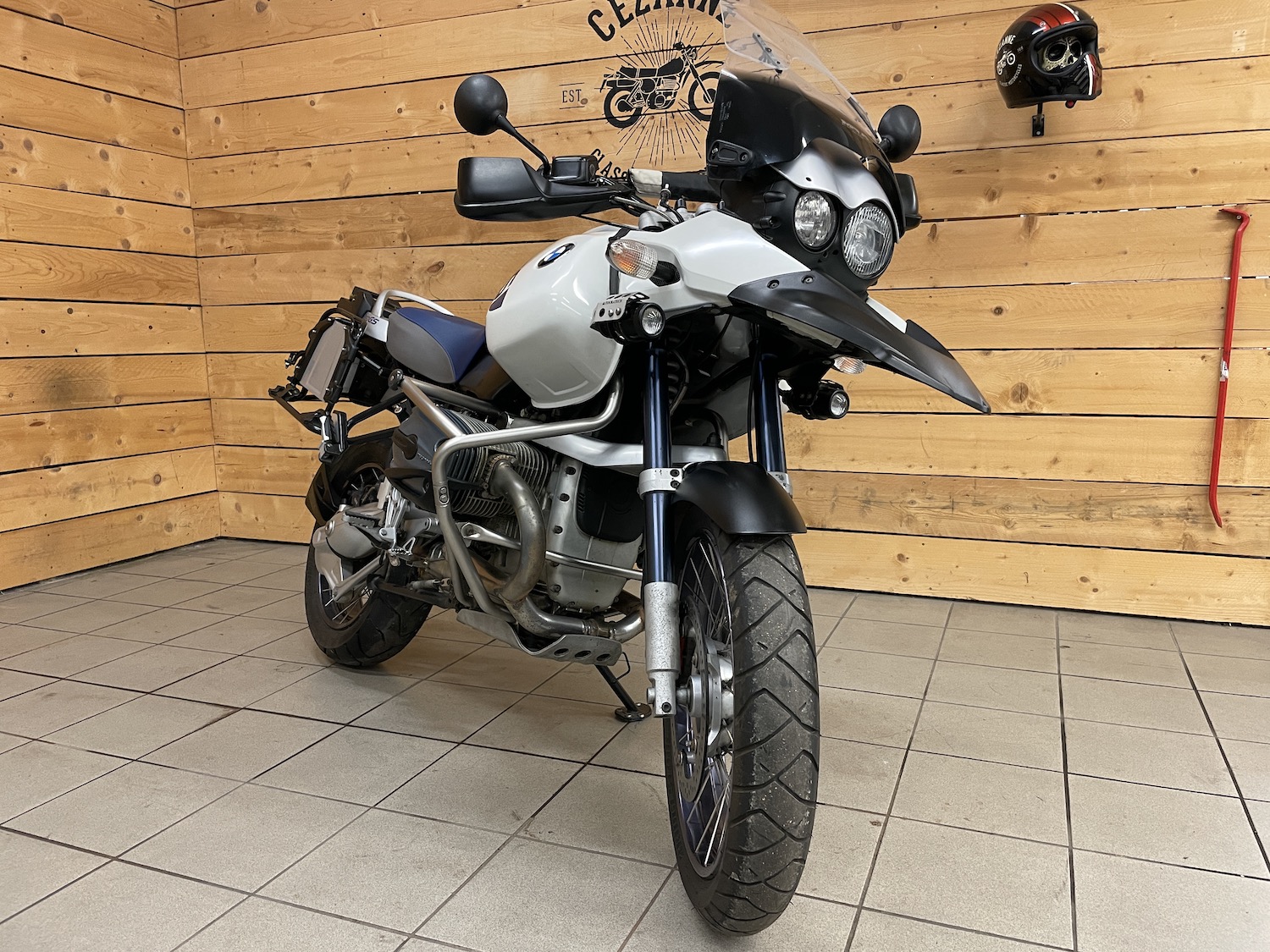 Bmw_r1150gs_25th_2005_cezanne_classic_motorcycles_14-137.jpg