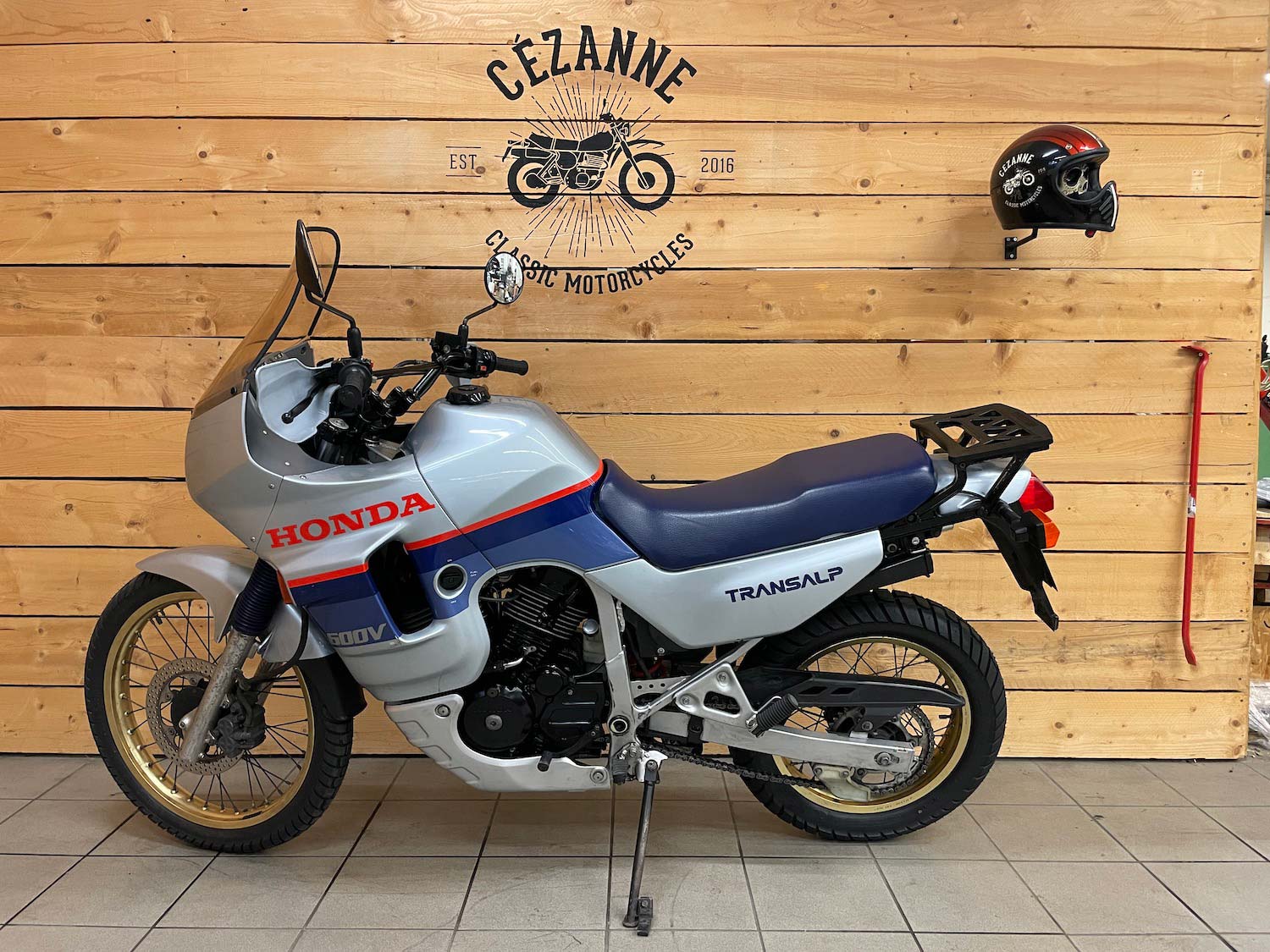 Honda_Transalp_XL600V_87_cezanne_classic_8-138.jpg