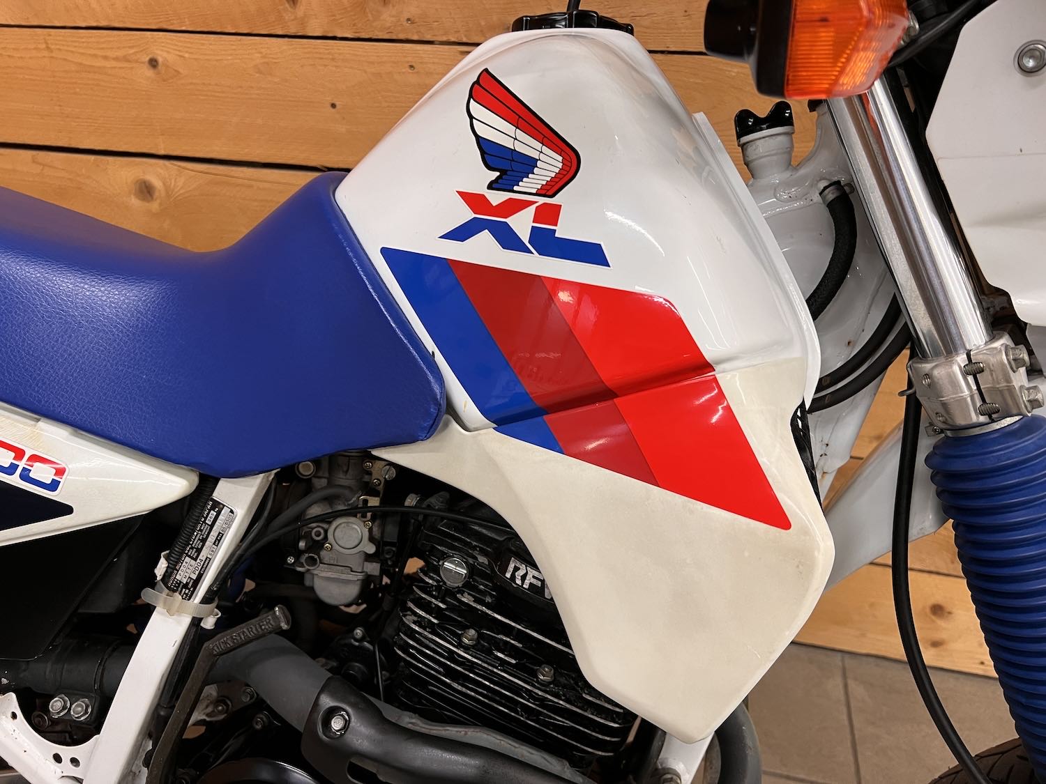 Honda_XL_600_cezanne_classic_1-177.jpg