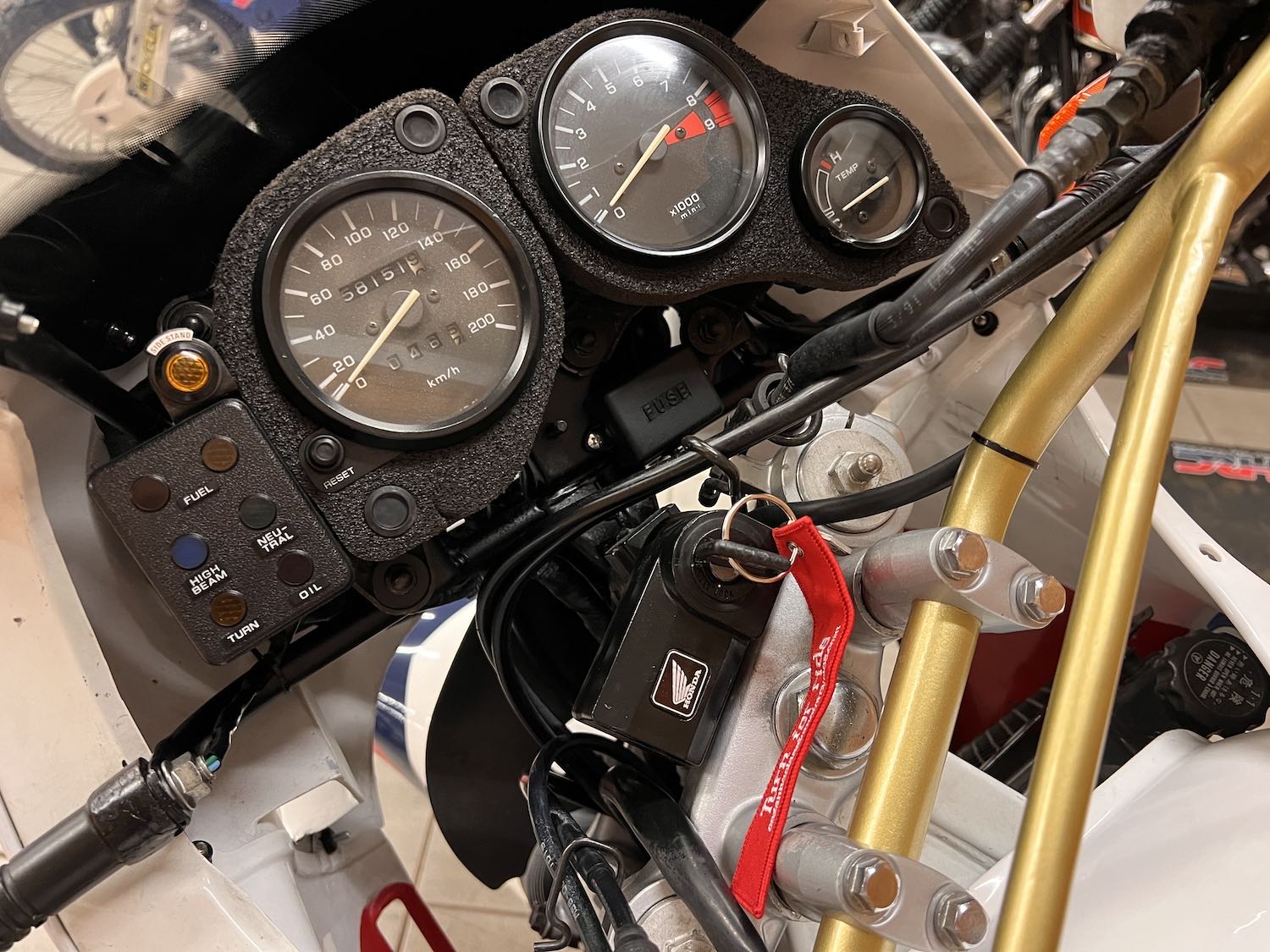 Honda_XRV_Cezanne_classic_11-179.jpg