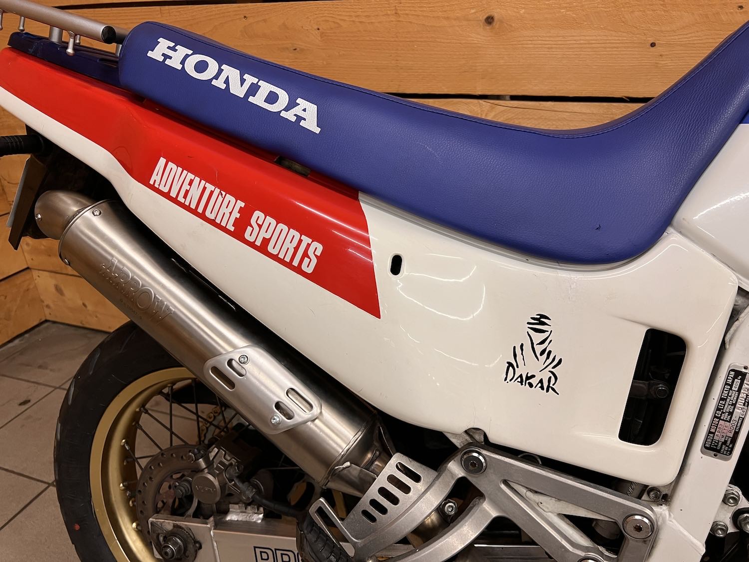 Honda_xrv_650_cezanne_classic_3-175.jpg