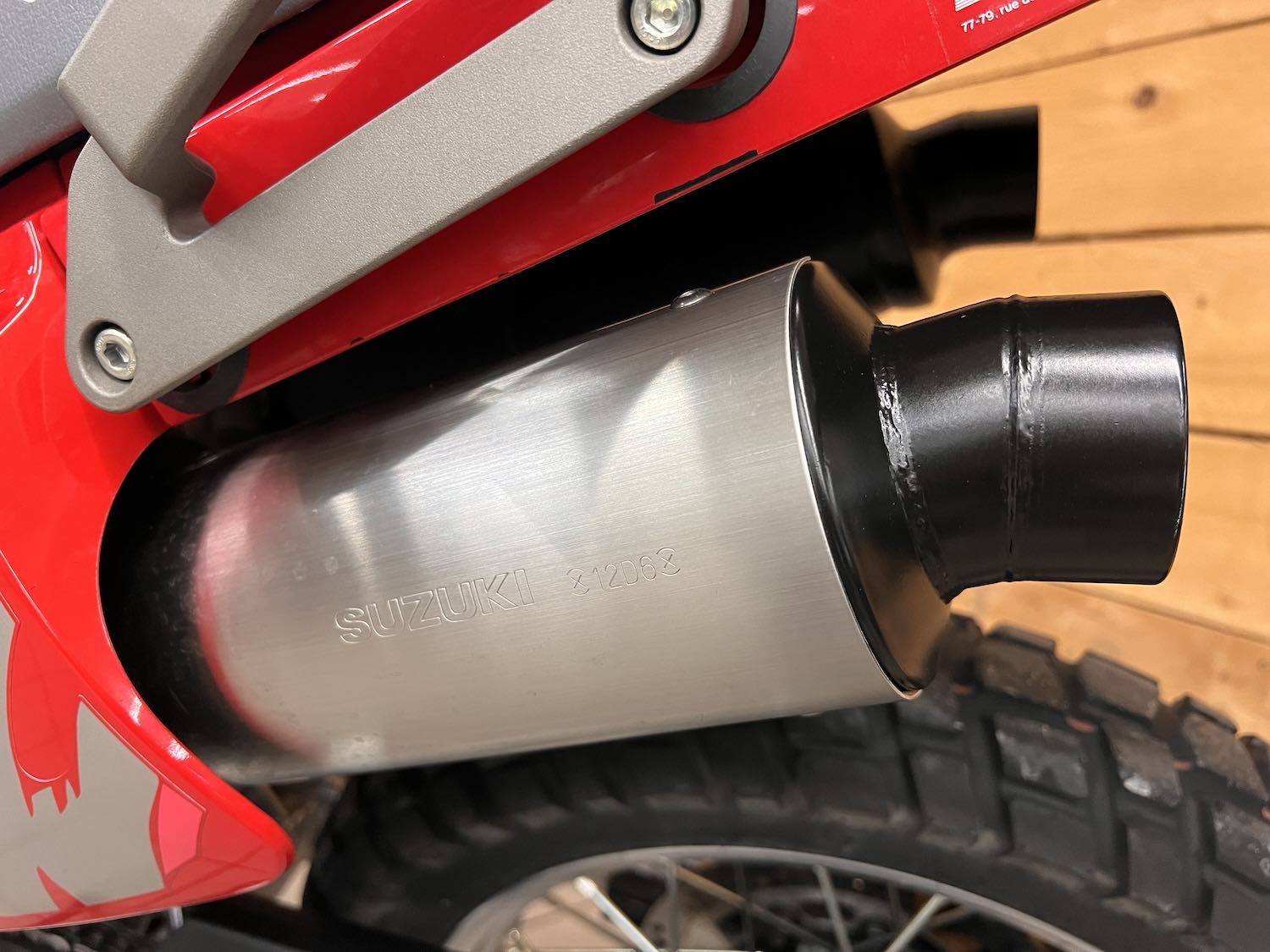 Suzuki_DR650_Rse_Cezanne_Classic_10-171.jpg