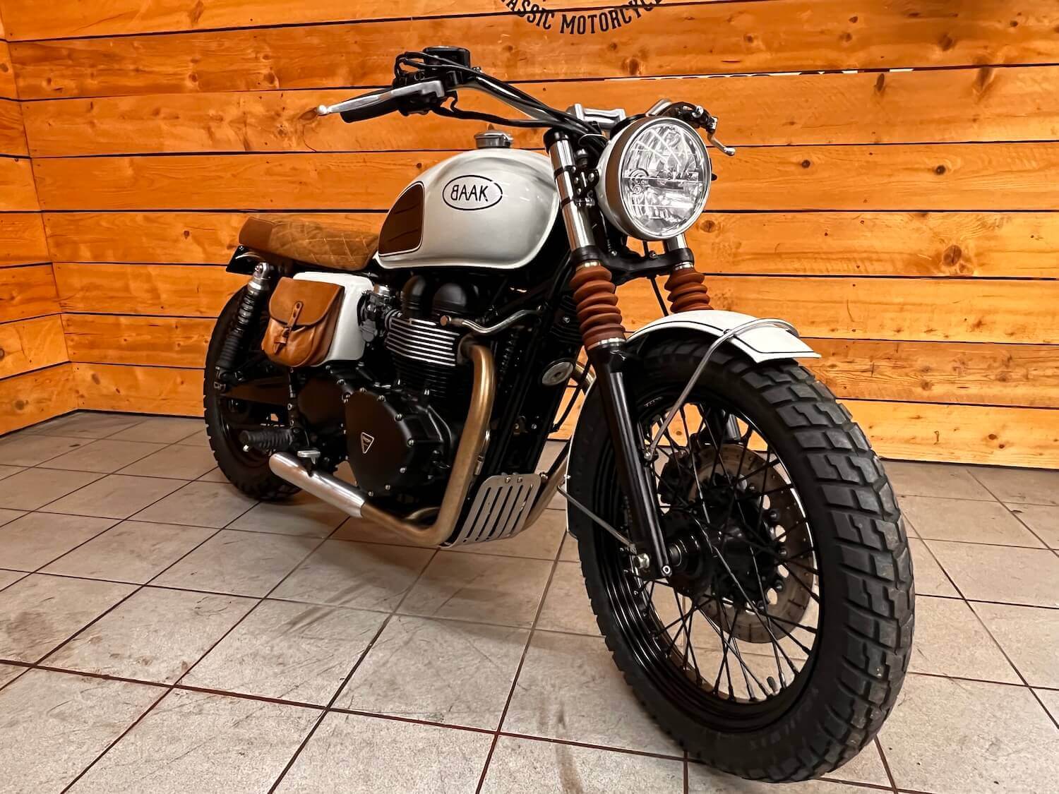 Triumph_bonnville_baak_865_cezanne_classic_1-189.jpg