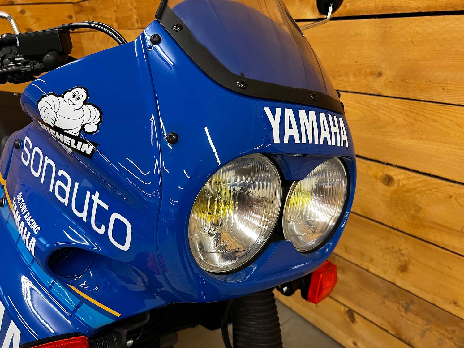 Yamaha_SuperTenere_XT750Z_Cezanne_Classic_10-149.jpg