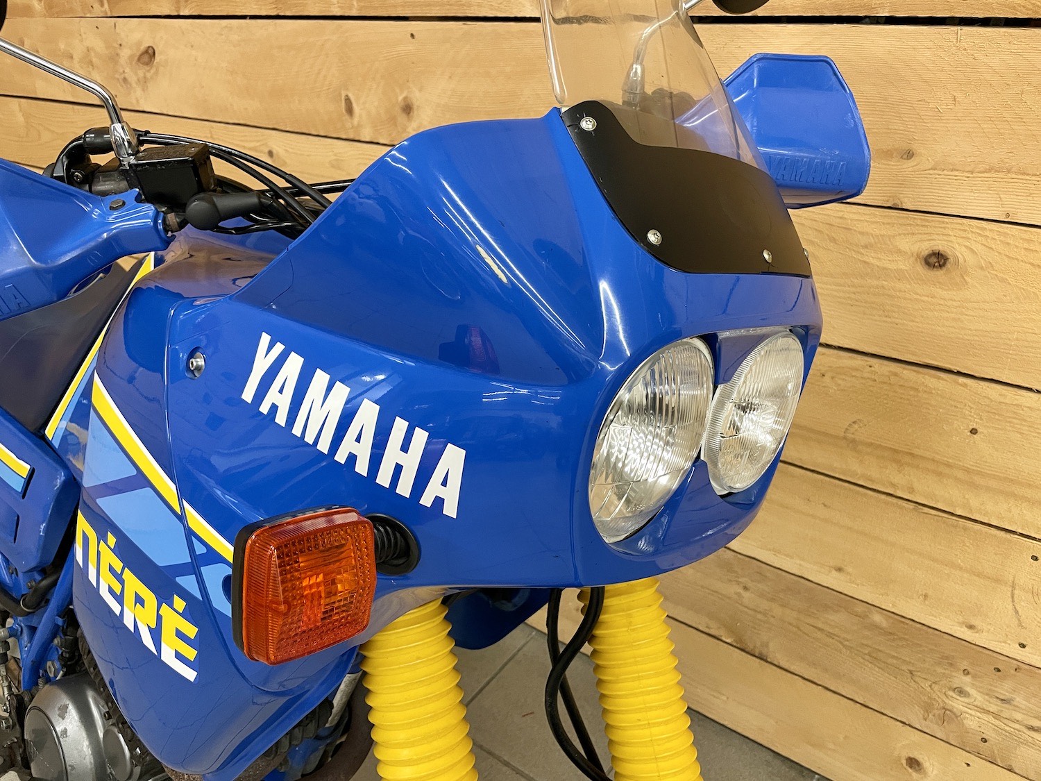 Yamaha_XT600Z_Tenere_cezanne_classic_motorcycle_9-114.jpg