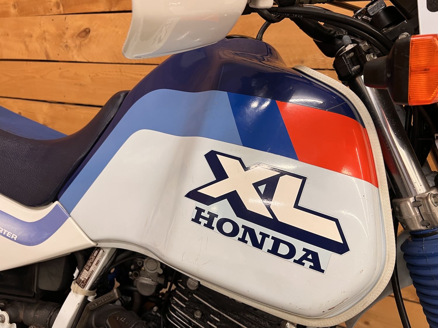 honda_xl600_cezanne_classic_2-180.jpg