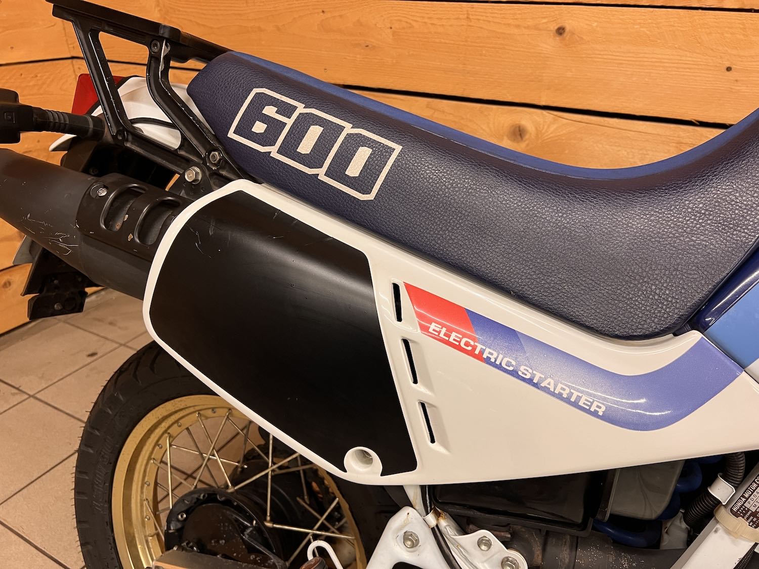 honda_xl600_cezanne_classic_3-180.jpg