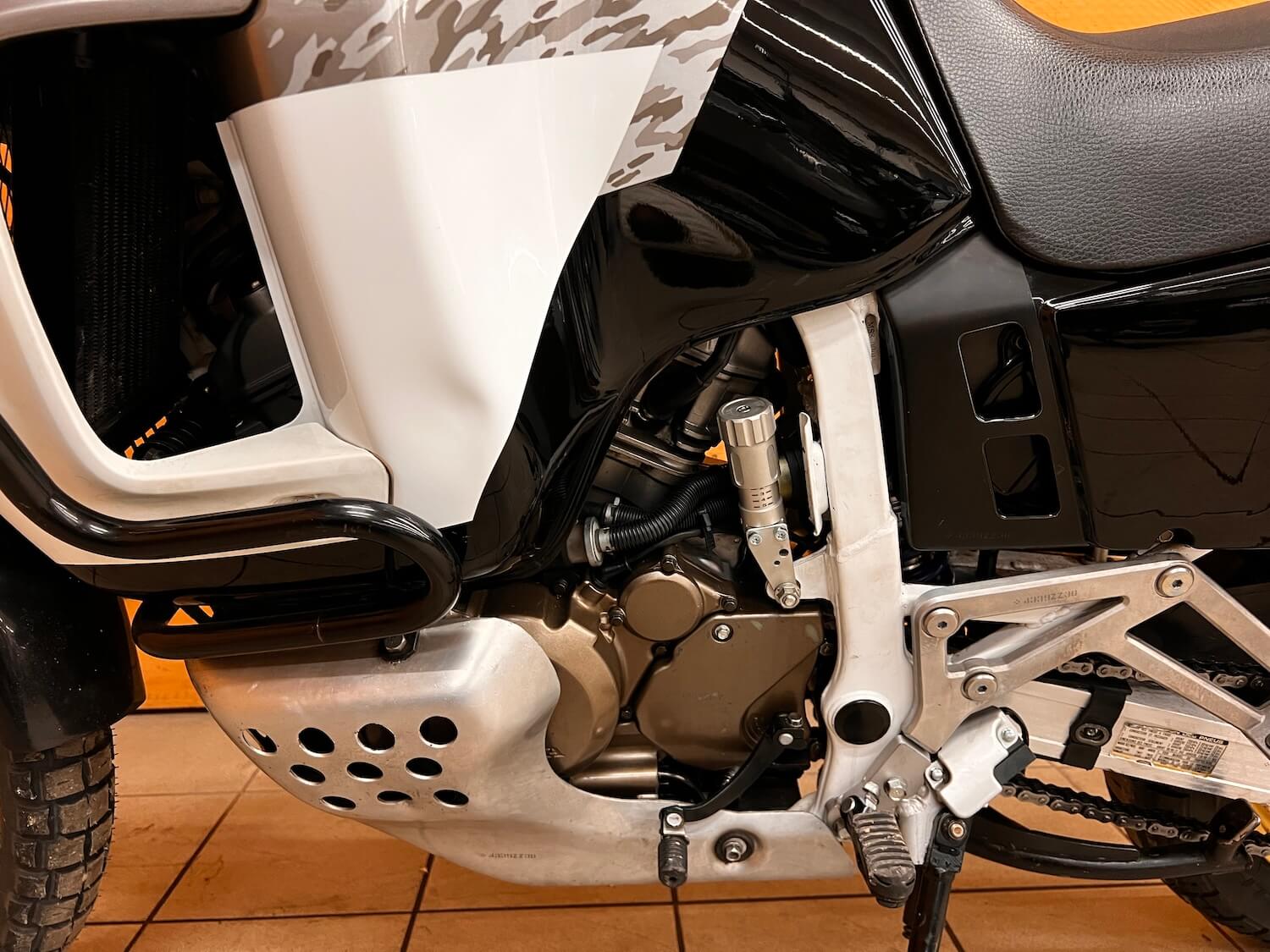 honda_xrv750_cezanne_classic_4-190.jpg