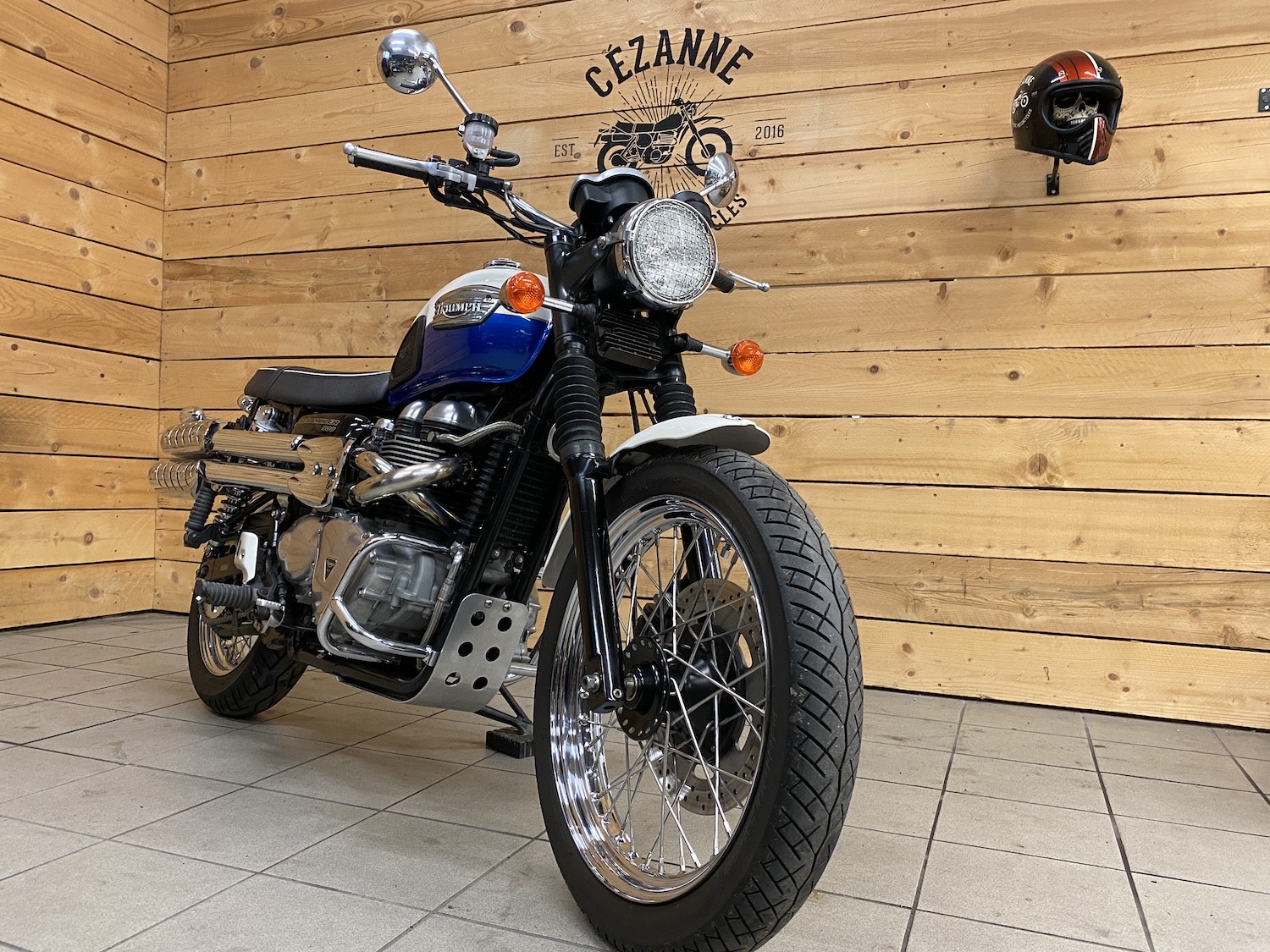 triumph_scrambler_900_cezanne_classic_motorcycle_01_70_8-86.jpg